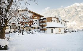 Zapfenhof Zillertal 4*